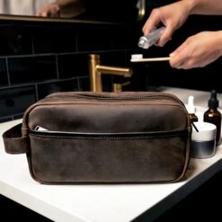 Dopp Kit | Tobacco -Casual Shoes World 1024x1024 DoppKit Tobacco 050824 2