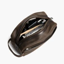 Dopp Kit | Tobacco -Casual Shoes World 1024x1024 DoppKit Tobacco 050824 OverheadStuff