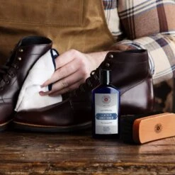 Cobbler's Choice Leather Conditioner -Casual Shoes World 1024x1024 LeatherConditioner 2