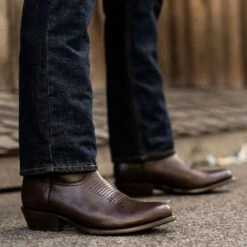 Maverick | Old English -Casual Shoes World 1024x1024 Men Maverick OldEnglish 110322 1