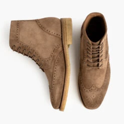 Wingtip | Caramel Suede -Casual Shoes World 1024x1024 Men Wingtip CaramelSuede 101622 Flatlay