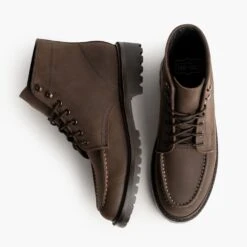Diplomat | Tobacco -Casual Shoes World 1024x1024 Mens Diplomat Tobacco 102423 Flatlay1