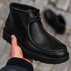 Roadrunner | Black -Casual Shoes World 1024x1024 Mens Roadrunner Black 031925 3