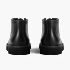 Roadrunner | Black -Casual Shoes World 1024x1024 Mens Roadrunner Black 031925 Rear 0d55c48d c4a8 4d03 aeb5 dd1b78f32138