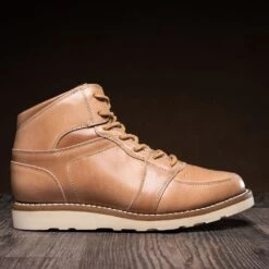 Showtime | Natural Shinki Cordovan -Casual Shoes World 1024x1024 Mens ShowtimeBoot NaturalShinki 092524 MoodyLightbox Side 47c09732 5a44 49d8 adec a666bc491236