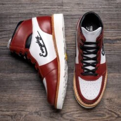 Showtime | Toro 11 Showtime | Toro -Casual Shoes World 1024x1024 Mens ShowtimeBoot RedBlack 092524 MoodyLightbox Flatlay1