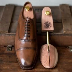 Men's Cedar Shoe Tree -Casual Shoes World 1024x1024 ShoeTree 120121 1