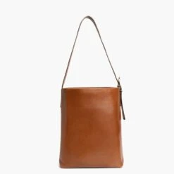 Bucket Bag | Saddle -Casual Shoes World 1024x1024 Women BucketBag Saddle 091024 Front 21397a50 713a 46df 93b0 ddc2c304d751