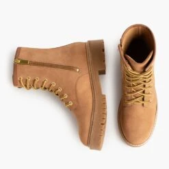 Combat | Tan Nubuck -Casual Shoes World 1024x1024 Women Combat TanNubuck 111924 Flatlay1