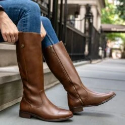 Crown | Cuero -Casual Shoes World 1024x1024 Women Crown Cuero 080423 1