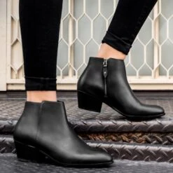 Downtown | Black -Casual Shoes World 1024x1024 Women Downtown Black 061421 2 af6bd9a5 bd9a 4edd b662 99210247d450