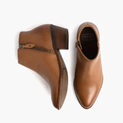 Downtown | Toffee -Casual Shoes World 1024x1024 Women Downtown Toffee 082021 Flatlay