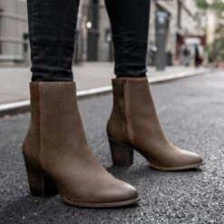 Highline | Savanna -Casual Shoes World 1024x1024 Women Highline Savannah 010423 1