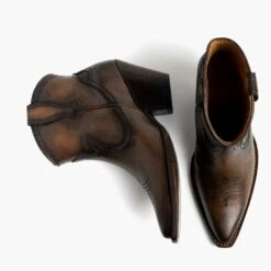 Indio | Café -Casual Shoes World 1024x1024 Women Indio Cafe 102221 Flatlay2