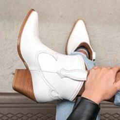 Indio | White 17 Indio | White -Casual Shoes World 1024x1024 Women Indio White 112621 3