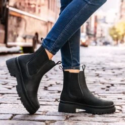 Legend Platform | Black Matte -Casual Shoes World 1024x1024 Women LegendPlatform BlackMatte 101023 1