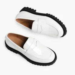 Penny | White -Casual Shoes World 1024x1024 Women Penny White 082024 FlatlayAlt 5482c165 3be4 4502 a8bf d118c4826843