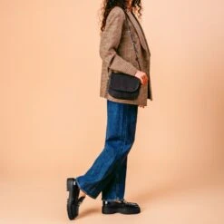 Penny Platform | Black & Gold Link -Casual Shoes World 1024x1024 Women PennyPlatform GoldLink 052325 3 5fd64268 c413 4580 8170 c1d94b5e9a07