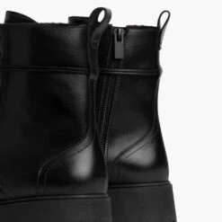 Quest | Black Shearling -Casual Shoes World 1024x1024 Women Quest BlackShearling 120224 RearDetail