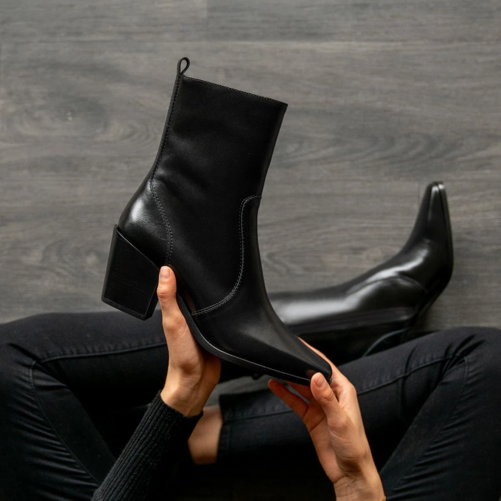 Soho Zip | Black 10 Soho Zip | Black - Image 8