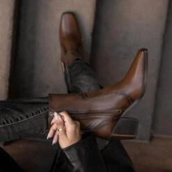 Soho Zip | Chocolate -Casual Shoes World 1024x1024 Women SohoZip Chocolate 031722 3