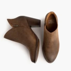 Uptown | Auburn -Casual Shoes World 1024x1024 Women Uptown Auburn 102122 Flatlay