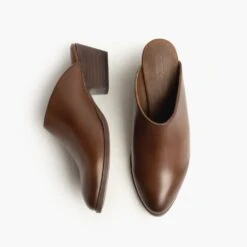 Breeze | Brandy -Casual Shoes World 1024x1024 Womens Breeze Brandy 071223 Flatlay1