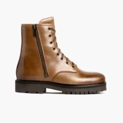 Combat | Natural -Casual Shoes World 1024x1024 Womens Combat Natural 092023 SideZip 78314fc2 edd8 48bb af85 ae219bd670c1