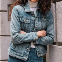 Denim Trucker Jacket | Medium Wash 11 Denim Trucker Jacket | Medium Wash -Casual Shoes World 1024x1024 Womens DenimTrucker MediumWash 112724 2