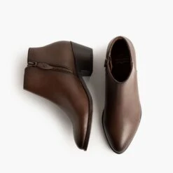 Downtown | Amaretto -Casual Shoes World 1024x1024 Womens Downtown Amaretto 112223 Flatlay1