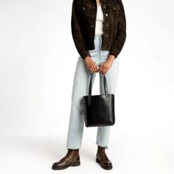 Everyday Tote | Black (S) 17 Everyday Tote | Black (S) -Casual Shoes World 1024x1024 Womens EverydayTote Black Small 101024 3