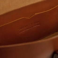 Everyday Tote | Cuero (S) -Casual Shoes World 1024x1024 Womens EverydayTote Cuero Small 110824 Detail