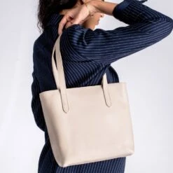 Everyday Tote | Beige (S) (Zipper) -Casual Shoes World 1024x1024 Womens EverydayTote Zip Beige Small 110824 1