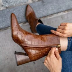 Heartbreaker | Saddle -Casual Shoes World 1024x1024 Womens Heartbreaker Saddle 070623 3 714d576e a669 4fbf 9e71 8e79c328a08d