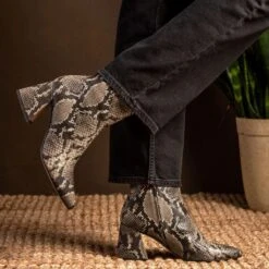 Heartbreaker | Snake Print -Casual Shoes World 1024x1024 Womens Heartbreaker Snake 070623 1 71260be9 57a7 43e3 a89c 96a3d2988a16