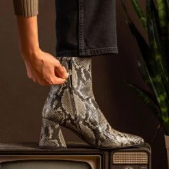 Heartbreaker | Snake Print -Casual Shoes World 1024x1024 Womens Heartbreaker Snake 070623 2 a745456c 8d42 47f4 9fce ed6ea7b38064