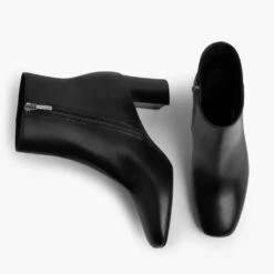 High Standard | Black -Casual Shoes World 1024x1024 Womens HighStandard Black 040523 Flatlay1