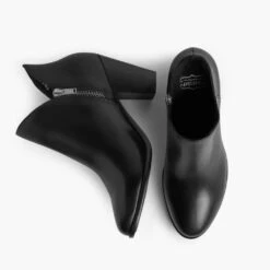 Uptown | Black -Casual Shoes World 1024x1024 Womens Uptown Black 091922 Flatlay1