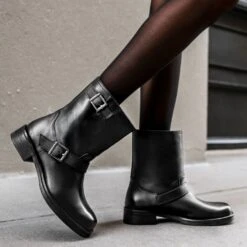 Vandal | Black 15 Vandal | Black -Casual Shoes World 1024x1024 Womens Vandal Black 111524 1