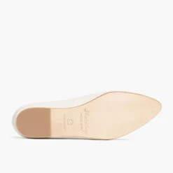 Viva | Ivory -Casual Shoes World 1024x1024 Womens Viva Ivory 060123 Outsole 54a4a4d4 a73a 40e4 a37e 3f4e1902ea52