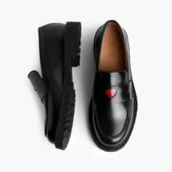 Penny | Love -Casual Shoes World 2048x2048 Women Penny Love 010225 Flatlay1